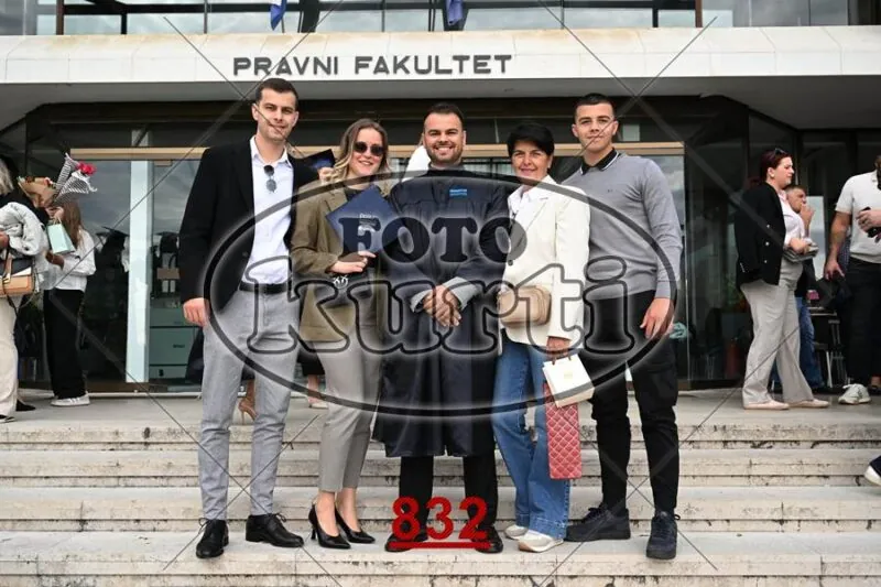 14:00 9 - FotoKurti