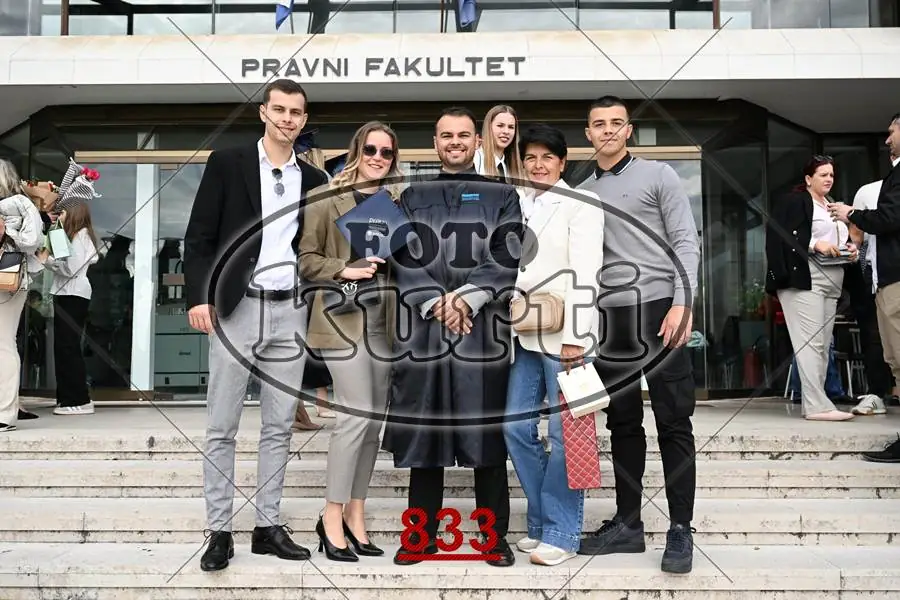 14:00 10 - FotoKurti