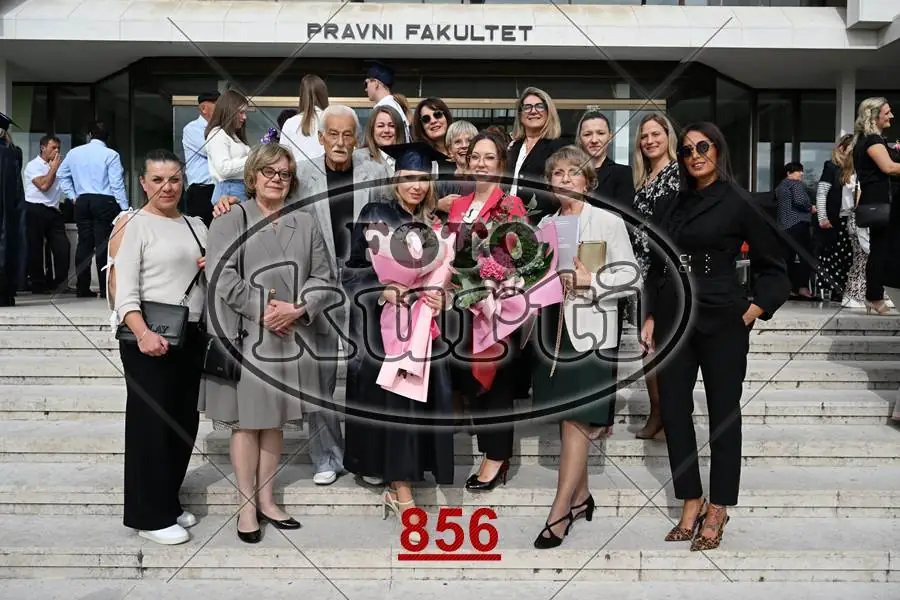 14:00 9 - FotoKurti