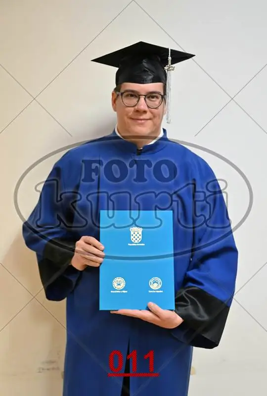 09:00h 11 - FotoKurti