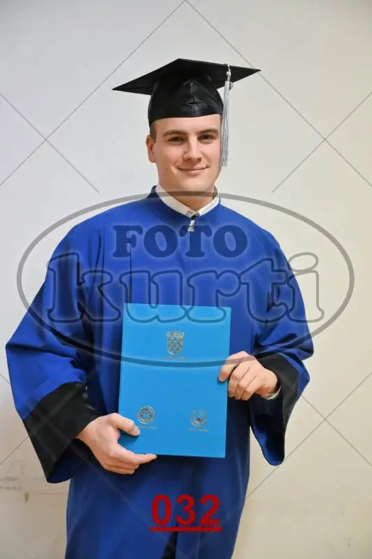 09:00h 8 - FotoKurti