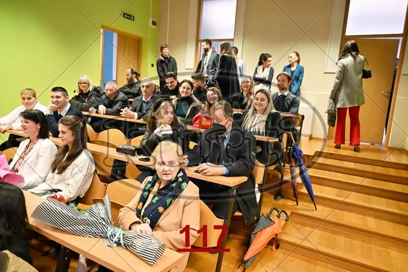 09:00h 9 - FotoKurti