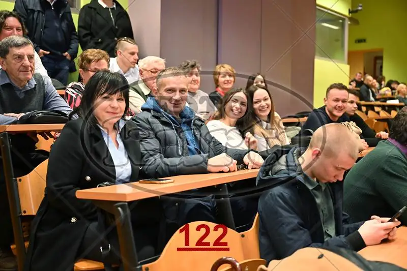 09:00h 2 - FotoKurti