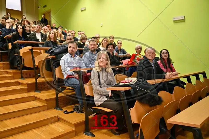 09:00h 7 - FotoKurti
