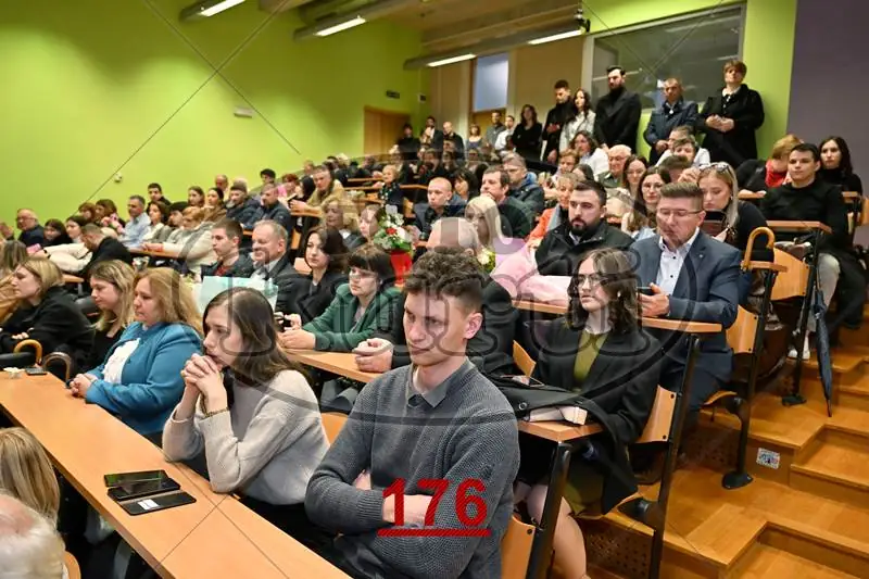 09:00h 8 - FotoKurti