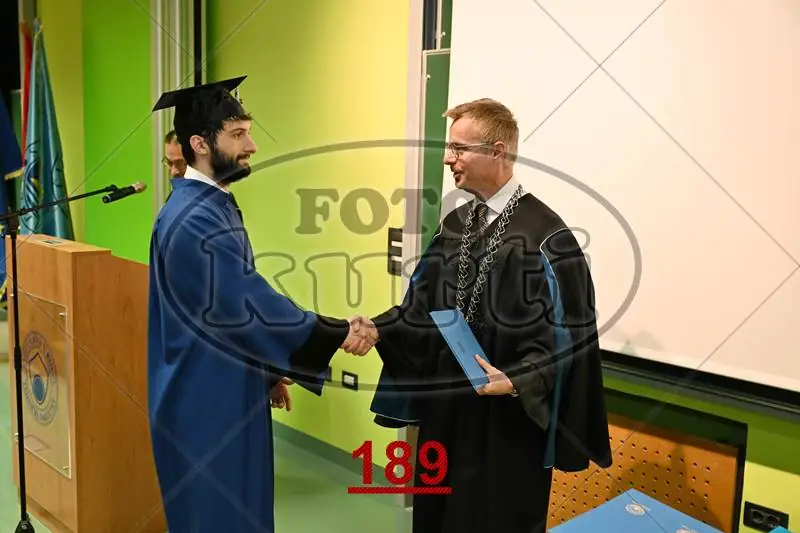 09:00h 9 - FotoKurti
