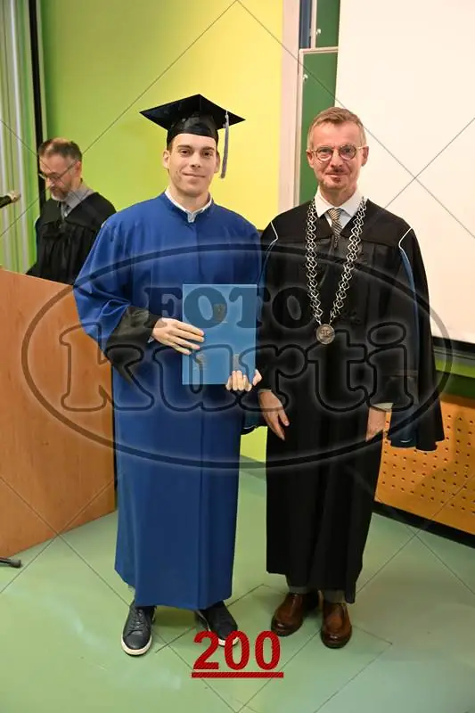 09:00h 8 - FotoKurti