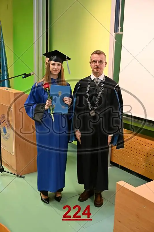 09:00h 8 - FotoKurti