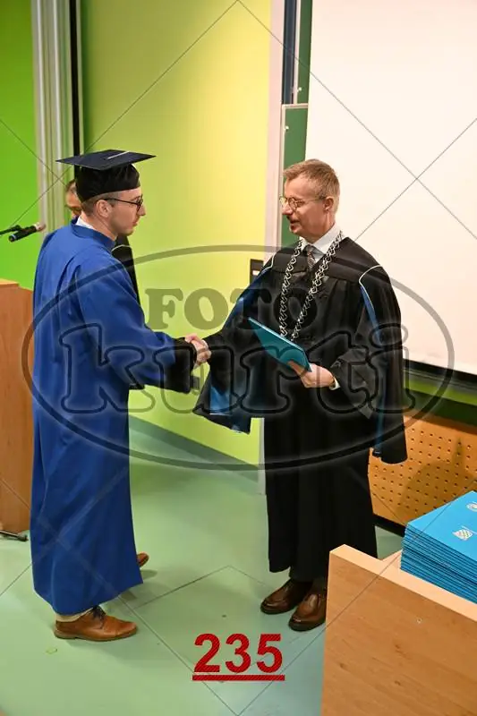 09:00h 7 - FotoKurti