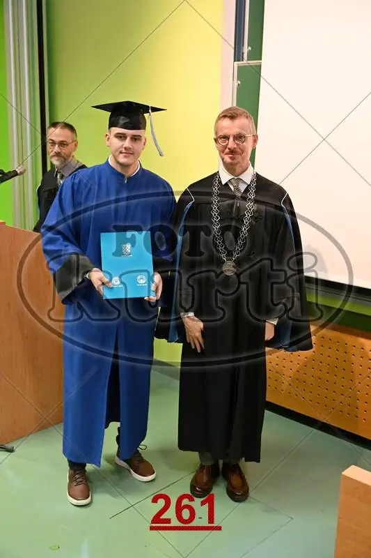 09:00h 9 - FotoKurti