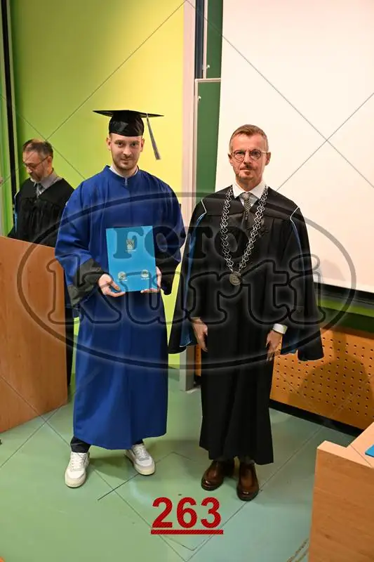 09:00h 11 - FotoKurti