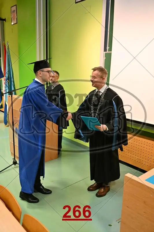09:00h 2 - FotoKurti