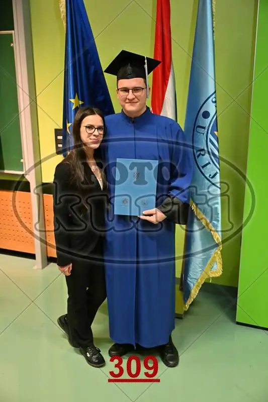 09:00h 9 - FotoKurti