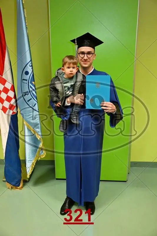 09:00h 9 - FotoKurti