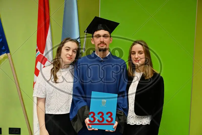 09:00h 9 - FotoKurti