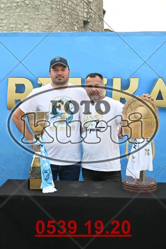 01. Pehari 11 - FotoKurti