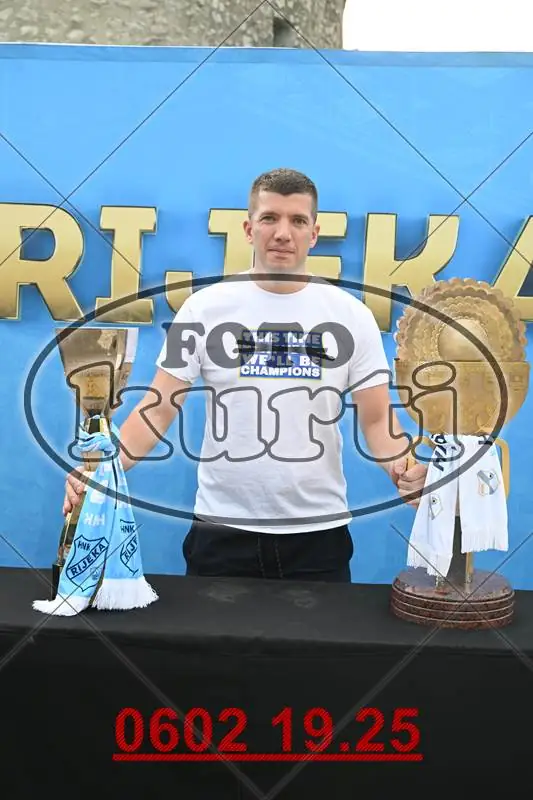 01. Pehari 2 - FotoKurti