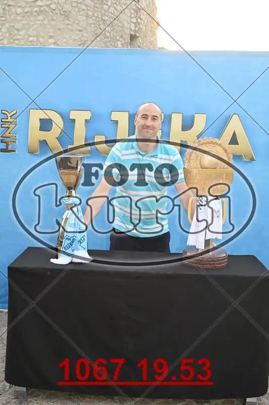 01. Pehari 11 - FotoKurti