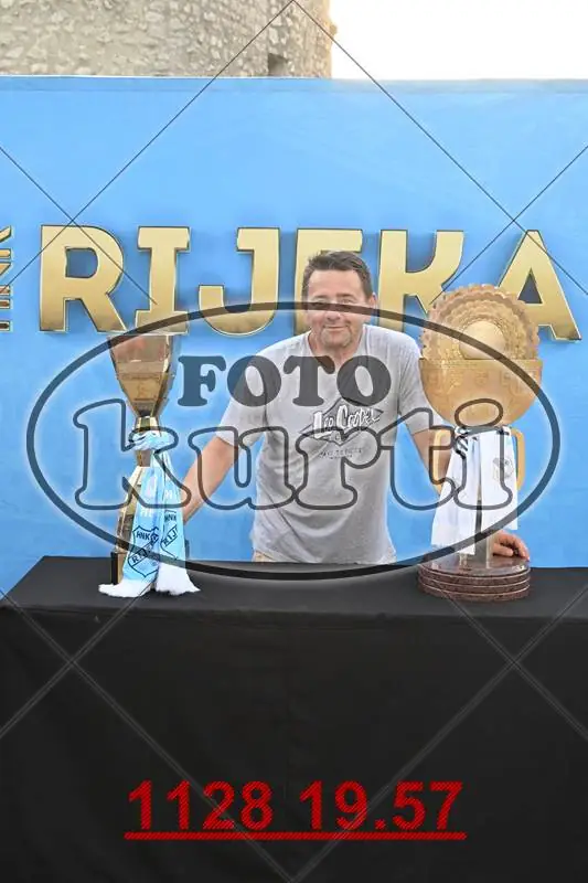 01. Pehari 12 - FotoKurti