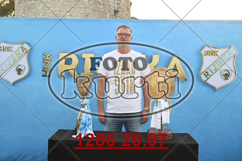 01. Pehari 2 - FotoKurti