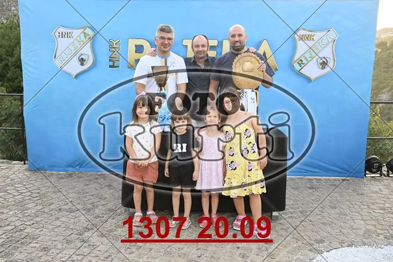01. Pehari 11 - FotoKurti