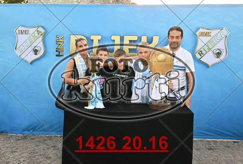 01. Pehari 10 - FotoKurti