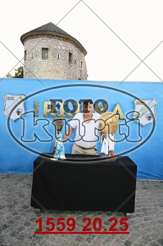 01. Pehari 11 - FotoKurti