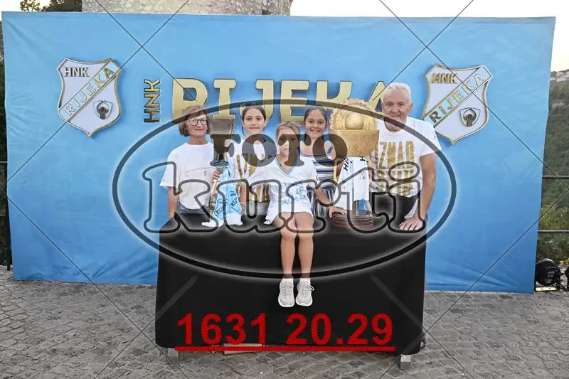 01. Pehari 11 - FotoKurti