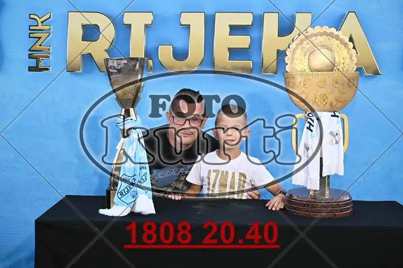 01. Pehari 8 - FotoKurti