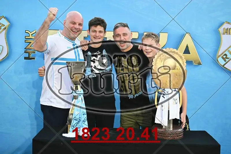 01. Pehari 11 - FotoKurti