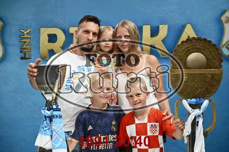 03.07. Viškovo 12 - FotoKurti