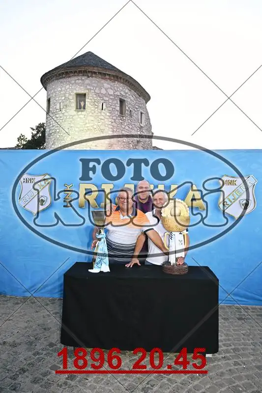 01. Pehari 12 - FotoKurti