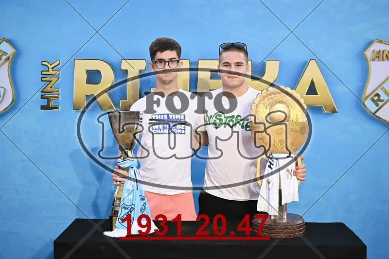 01. Pehari 11 - FotoKurti
