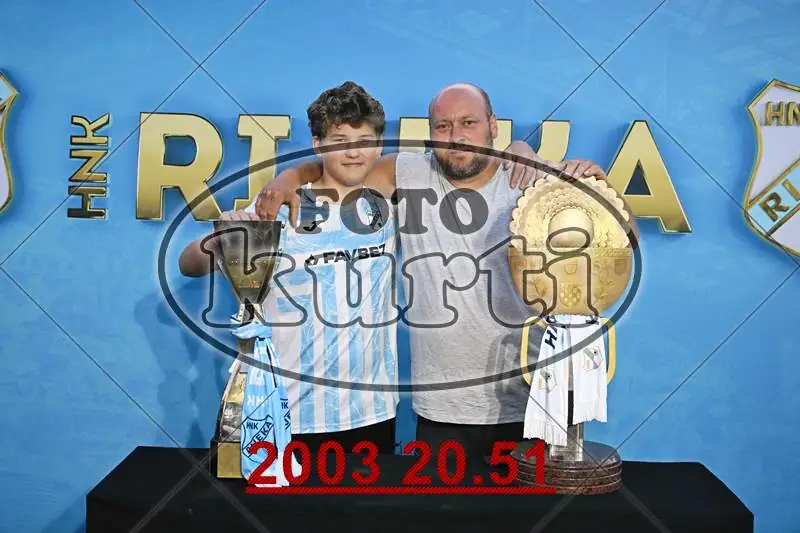 01. Pehari 11 - FotoKurti
