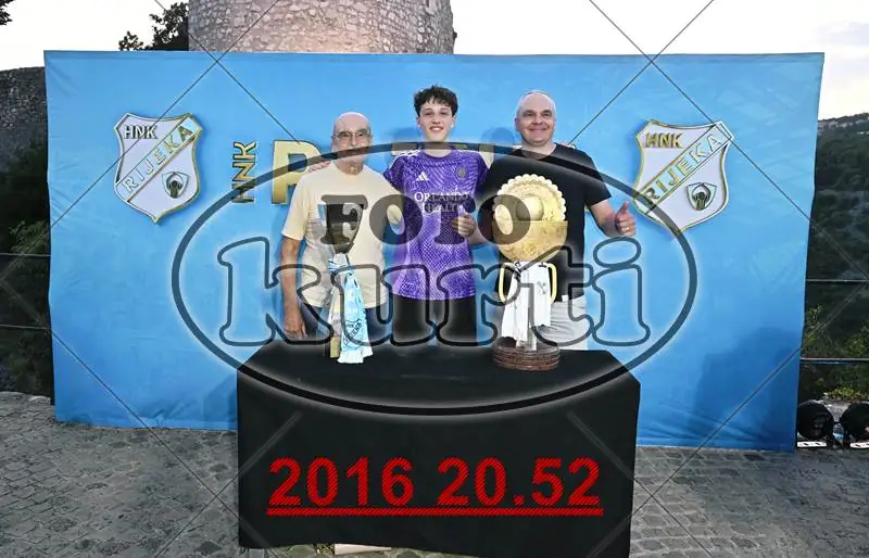 01. Pehari 12 - FotoKurti