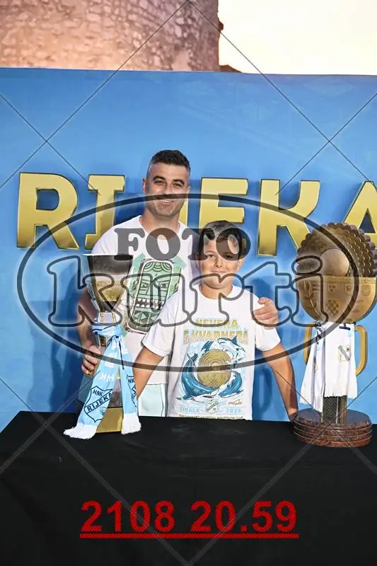 01. Pehari 8 - FotoKurti