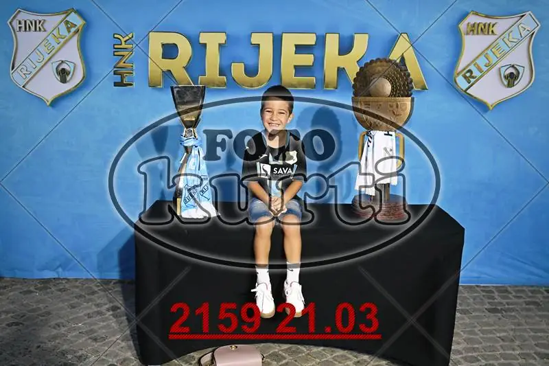 01. Pehari 11 - FotoKurti
