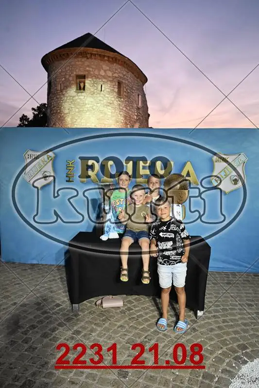 01. Pehari 11 - FotoKurti