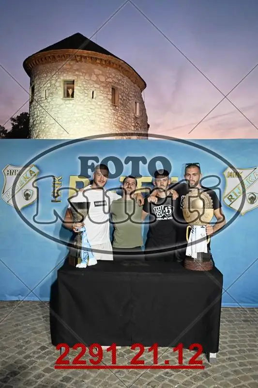 01. Pehari 11 - FotoKurti