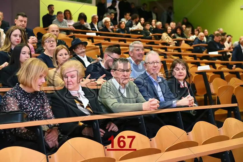 09:00h 11 - FotoKurti