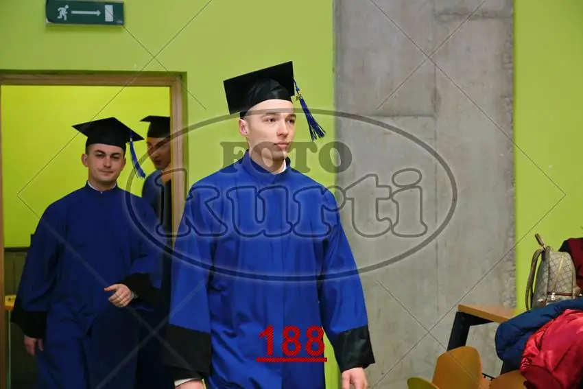 09:00h 8 - FotoKurti