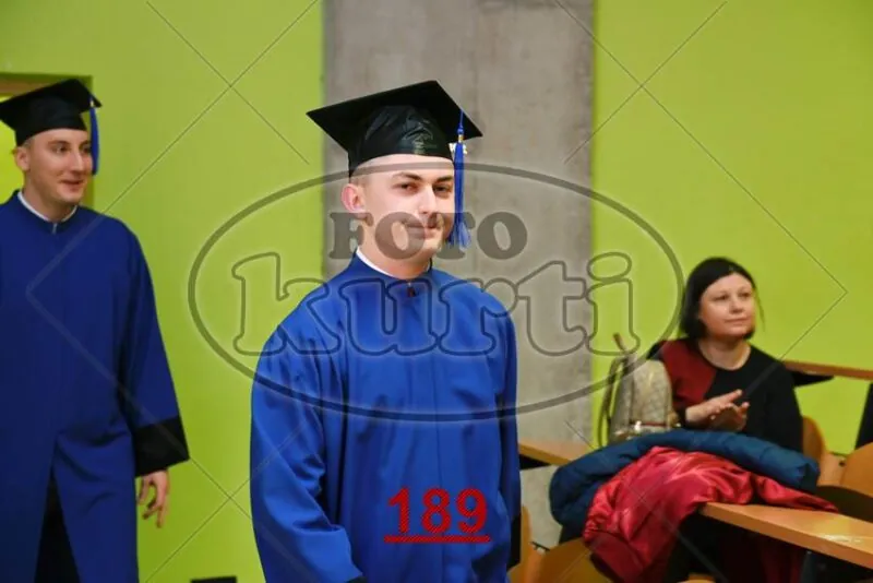 09:00h 9 - FotoKurti