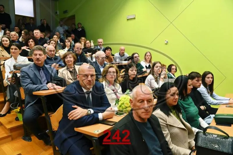 09:00h 2 - FotoKurti