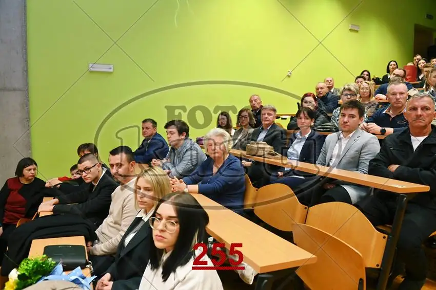 09:00h 3 - FotoKurti
