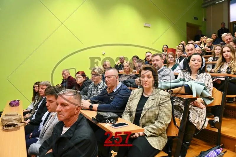 09:00h 5 - FotoKurti
