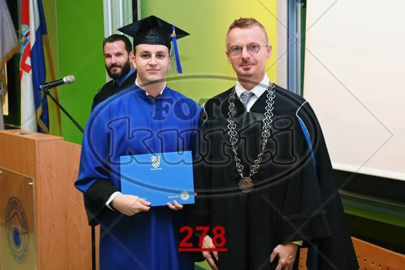 09:00h 2 - FotoKurti