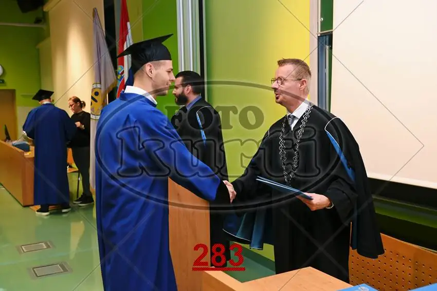 09:00h 7 - FotoKurti