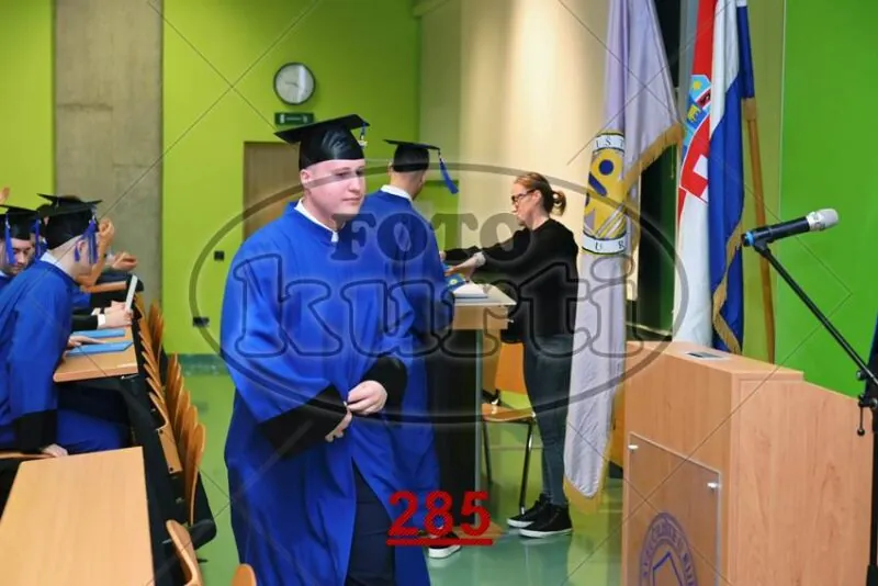 09:00h 9 - FotoKurti