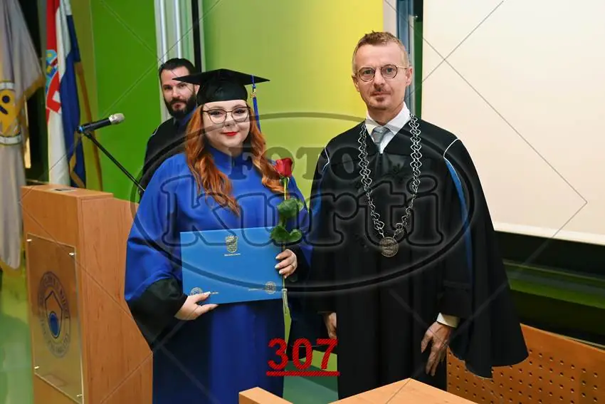 09:00h 7 - FotoKurti