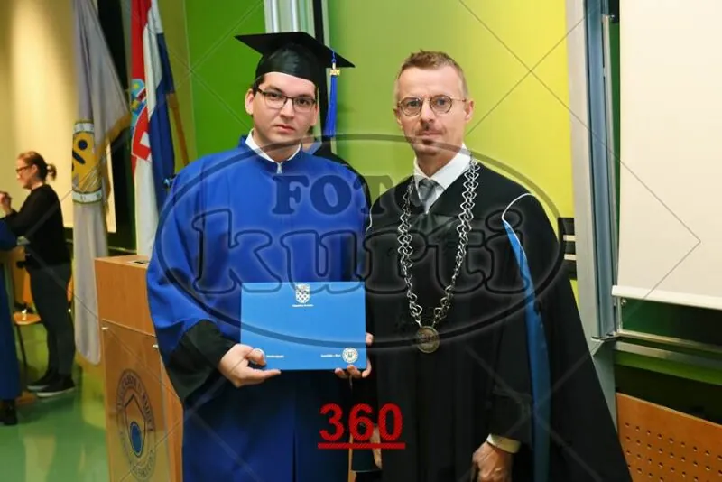 09:00h 12 - FotoKurti